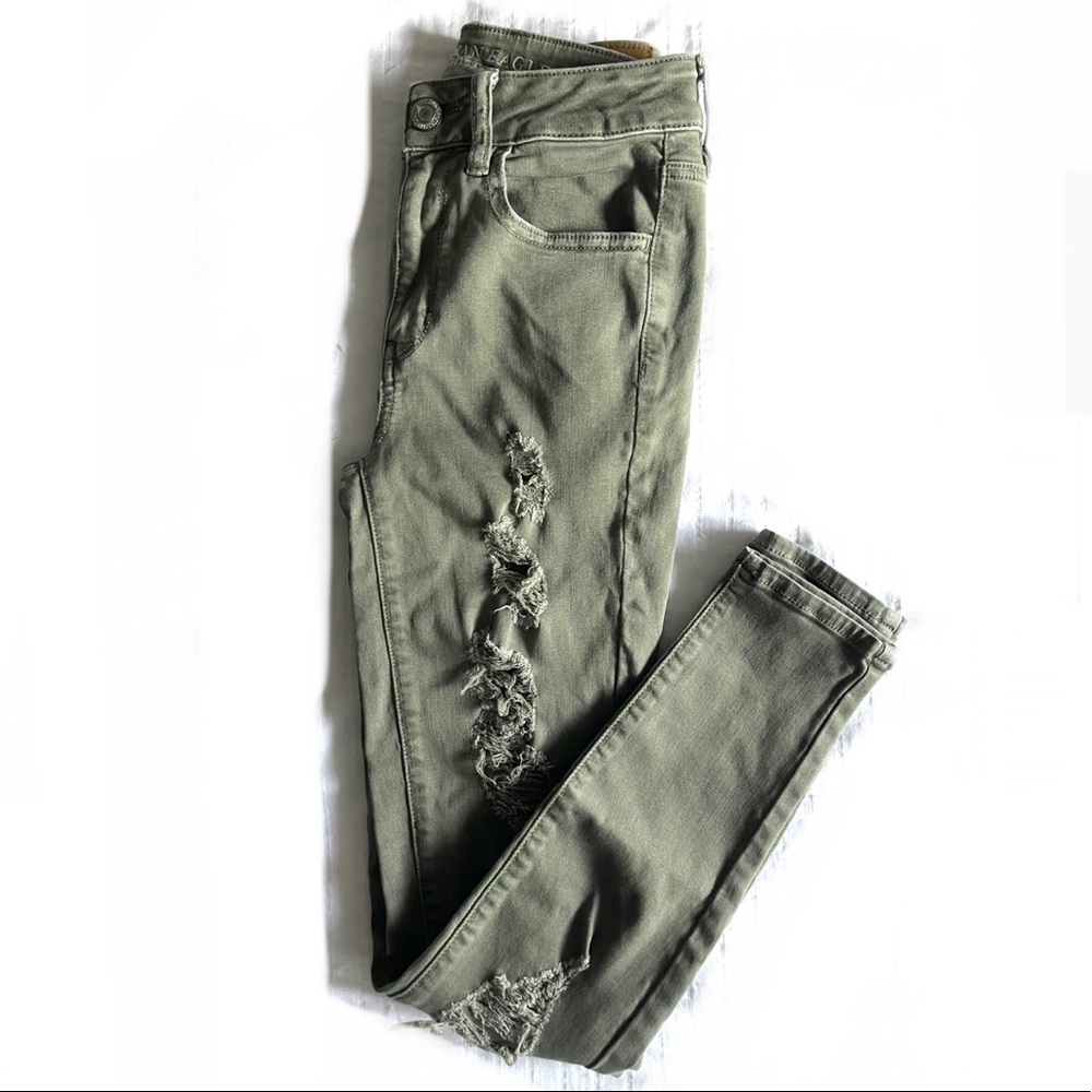 American Eagle Distressed Super Stretch Skinny Jeans